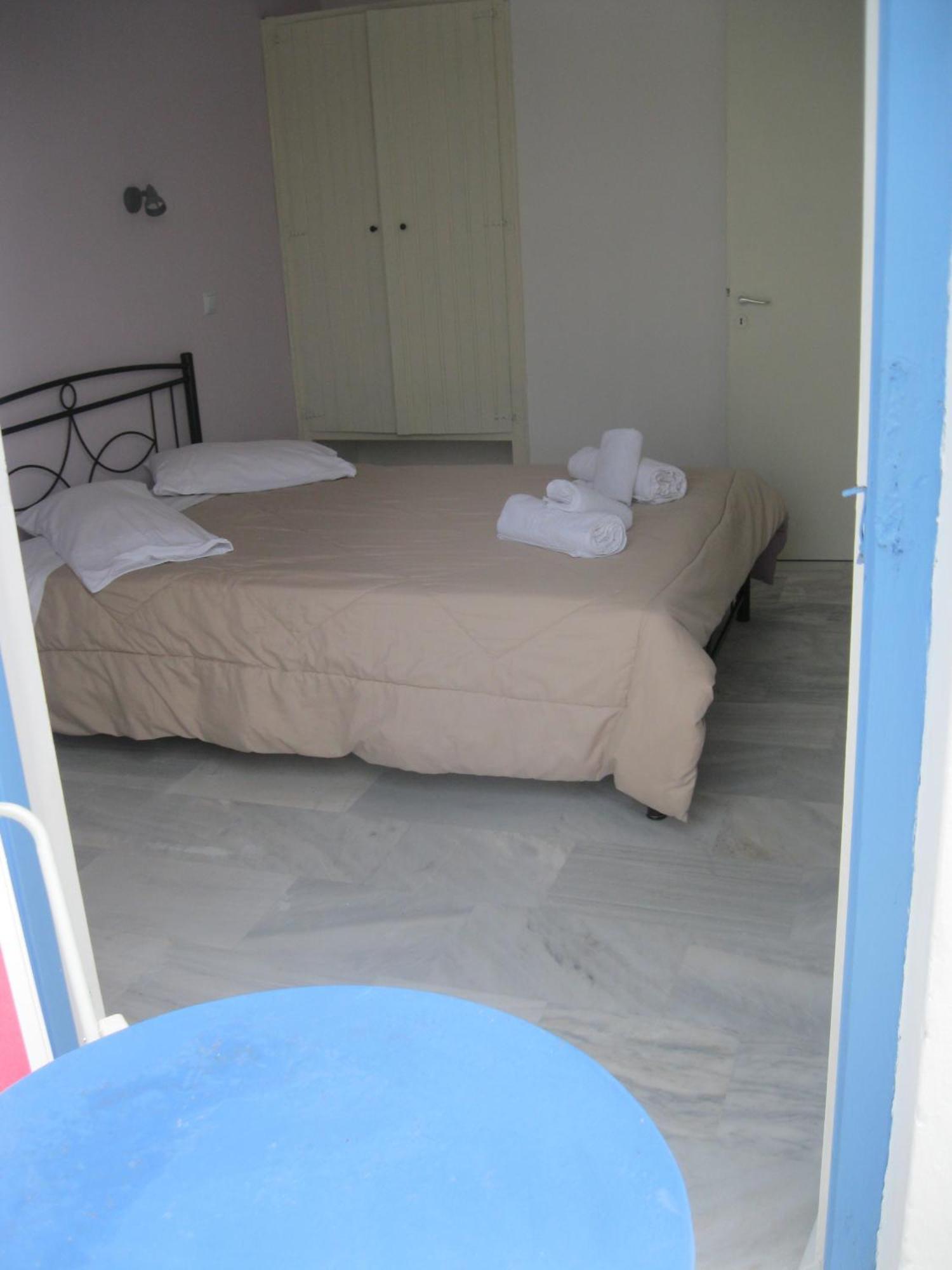 Very-Kokkos Pension 2 Naxos City Номер фото