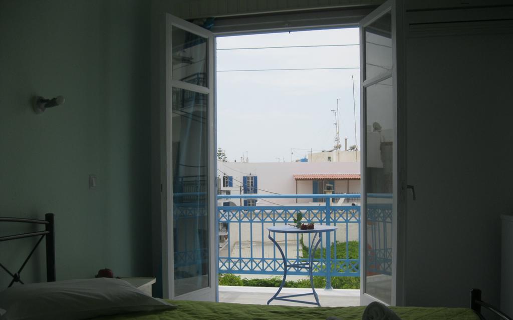 Very-Kokkos Pension 2 Naxos City Екстер'єр фото